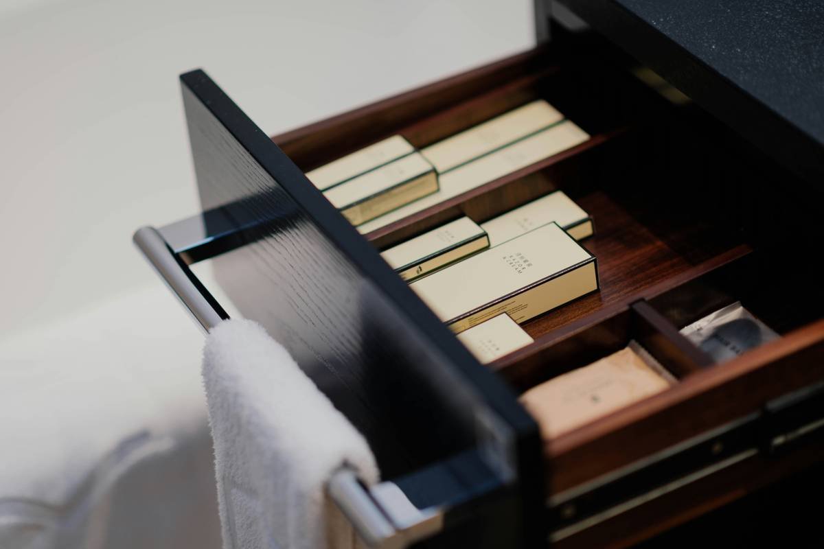 The Ultimate Guide to Choosing a Cosmetic Storage Solution That Actually Works