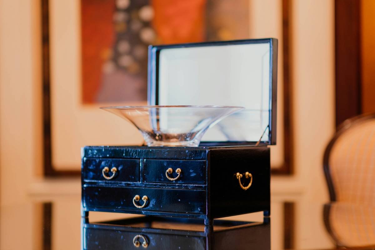 The Ultimate Guide to Choosing the Perfect Vanity Storage Box (Without Losing Your Mind)
